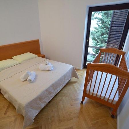 Oaza Primosten Bagian luar foto