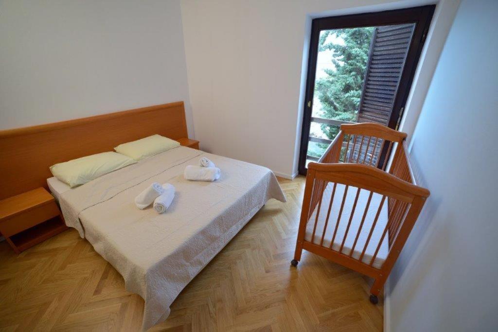 Oaza Primosten Bagian luar foto